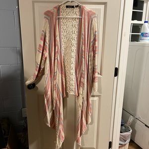 Cardigan with extra long sides size XL